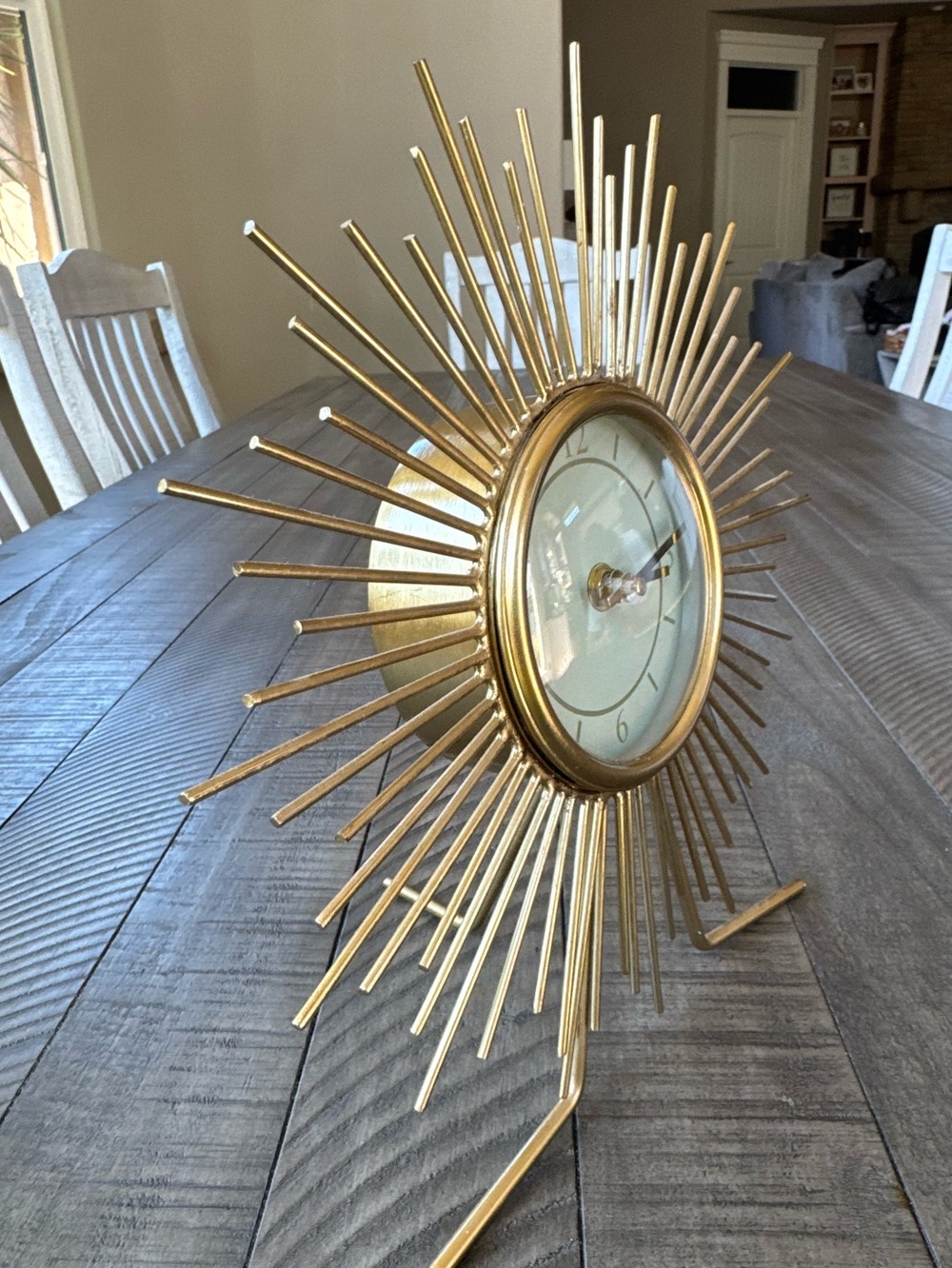 Vintage Mid-Century Modern Atomic Sunburst Desk Clock - Picture 6 of 12